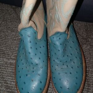 Ariat Teal and Beige Leather Ankle Boots